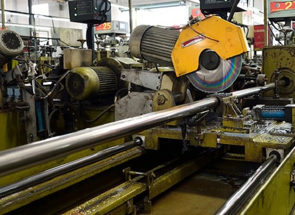 304不锈钢管堵截步骤