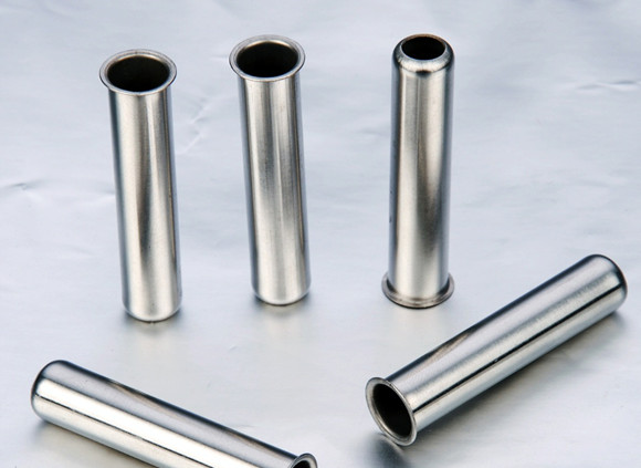 不锈钢制品管翻边加工开裂的原因与解决步骤