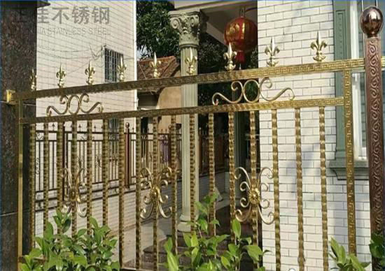 不锈钢回形斑纹管围栏3